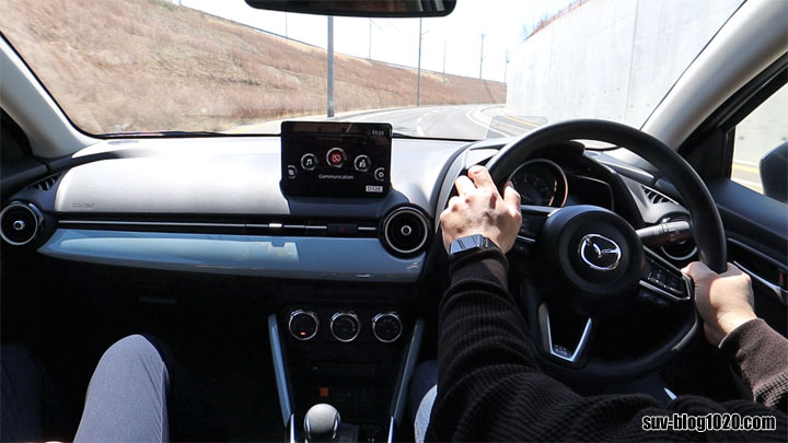 mazda2-15bd-16