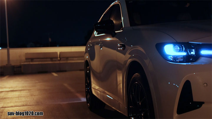 ロジウムホワイトプレミアムメタリック夜の見え方サイド