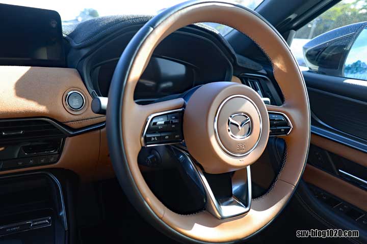 CX-60 納車後1年経過のステアリング
