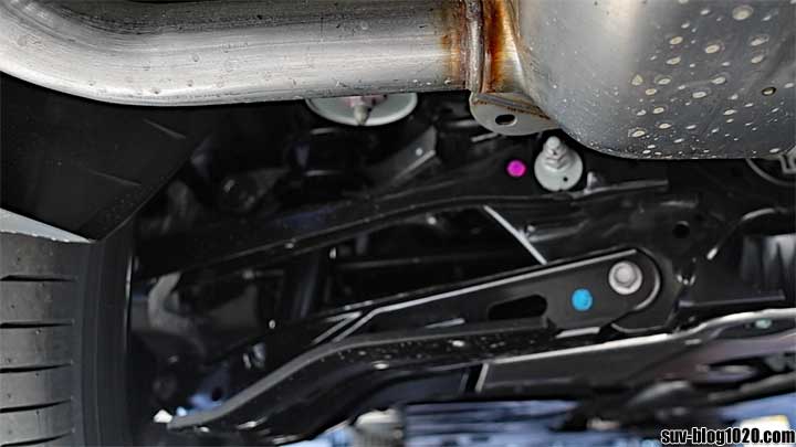 新型CX-60 リアスタビライザー無し
