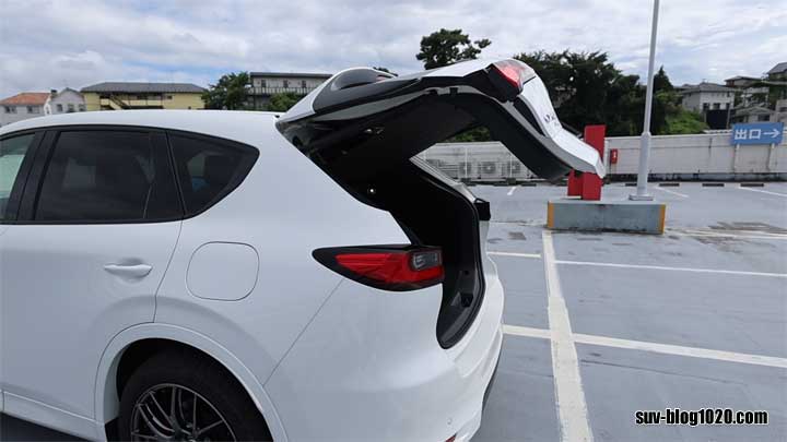CX-60 リアゲート全開位置変更