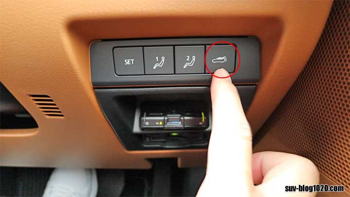 CX-60 車内のパワーリアゲートスイッチでの開閉
