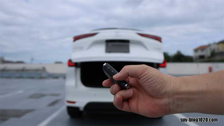 CX-60 キーでリアゲート開閉