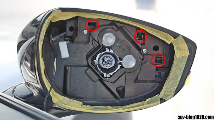 CX-30 ドアミラーガーニッシュはめ込み後のツメ確認