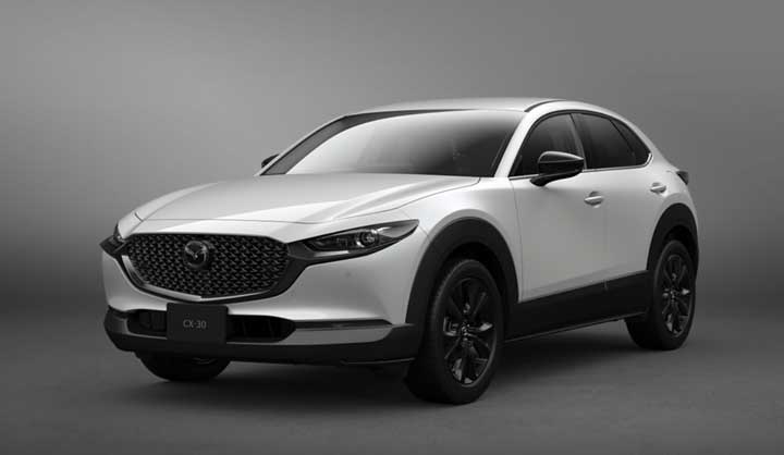 CX-30 スノーフレイクホワイトパールマイカ フロントサイド