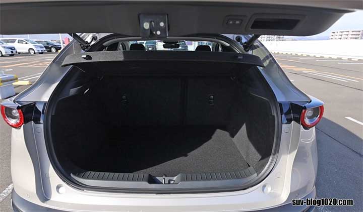 2026 CX-30 XD Drive Edition ラゲッジ