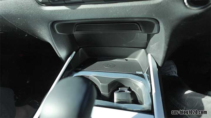 2026 CX-30 XD Drive Edition スマホワイヤレス充電