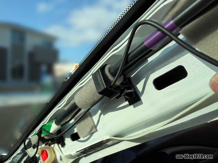 CX-30レーダー取付け Aピラー配線通し