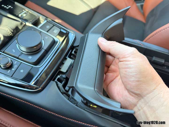 コンソールボックスのパーツ外し