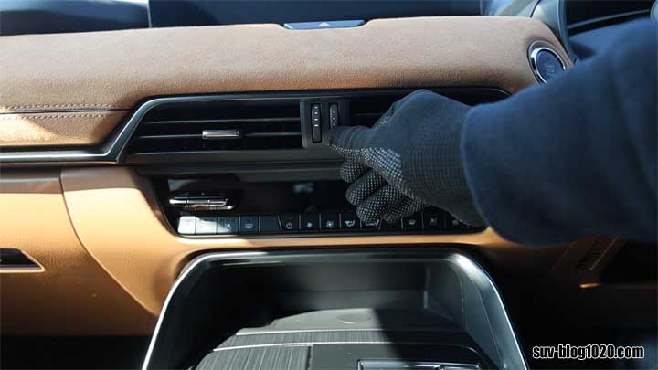 CX-60中央吹き出し口の開閉