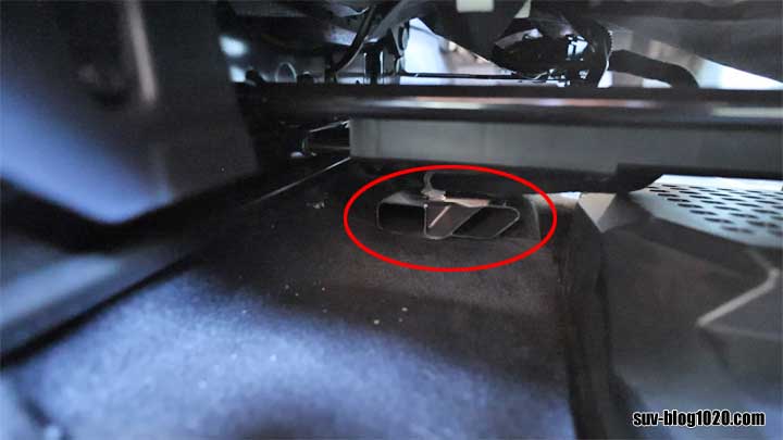 CX-60リア足元吹き出し口