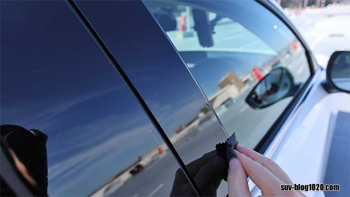 ピアノブラックプロテクター施工 外装ピラー