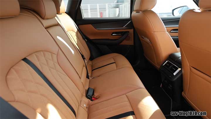 CX-60 XDプレスポ リアシート