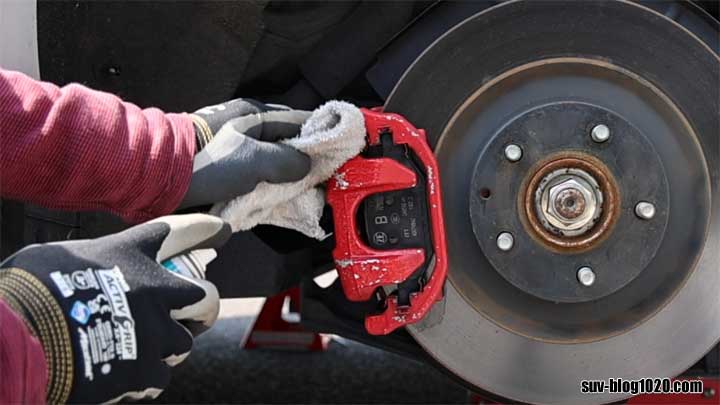 キャリパーの汚れ落とし&脱脂