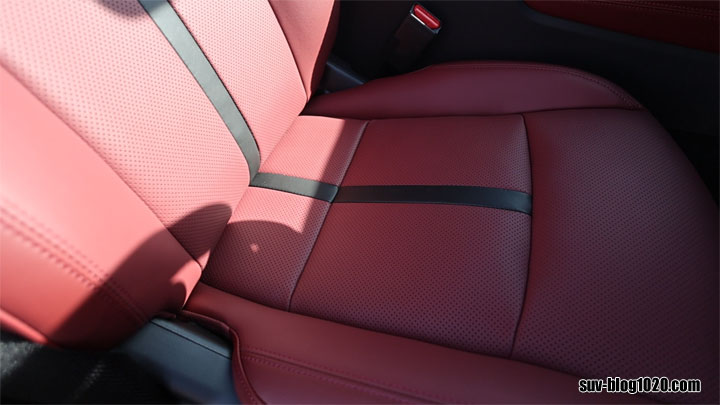 CX-60バーガンディ内装フロントシート